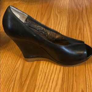 Seychelles black wedges